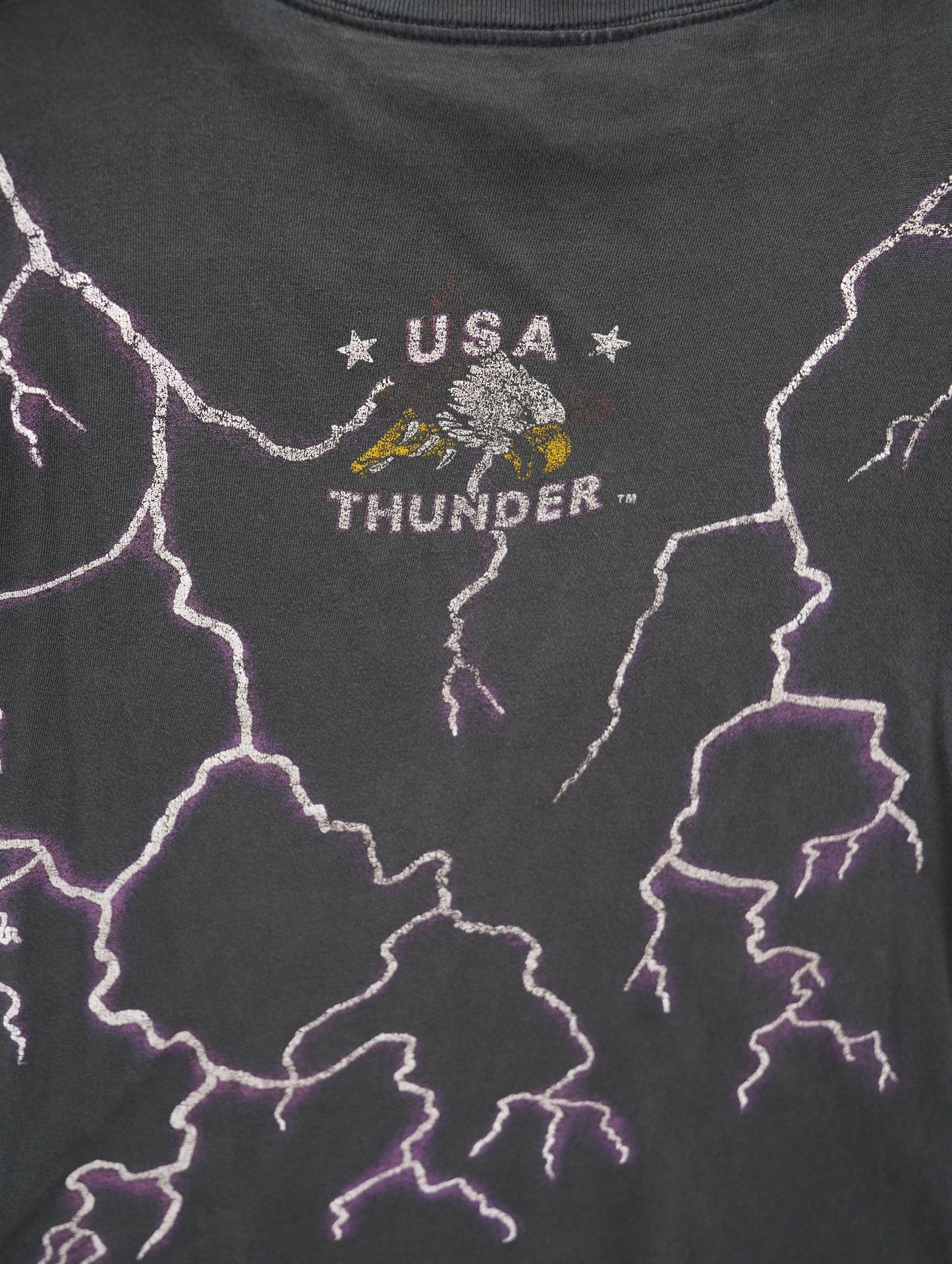 90s USA thunder wolf tee