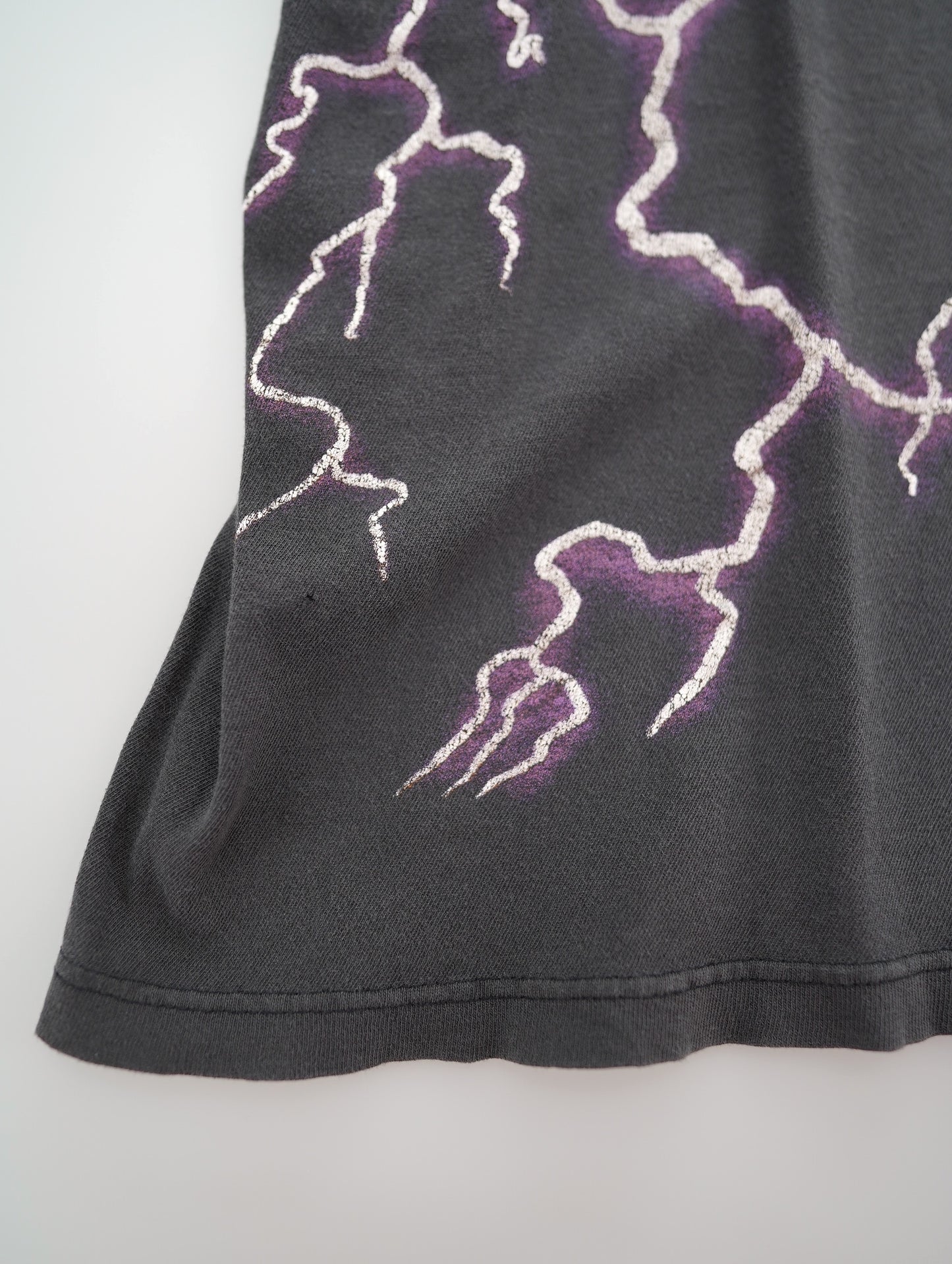 90s USA thunder wolf tee