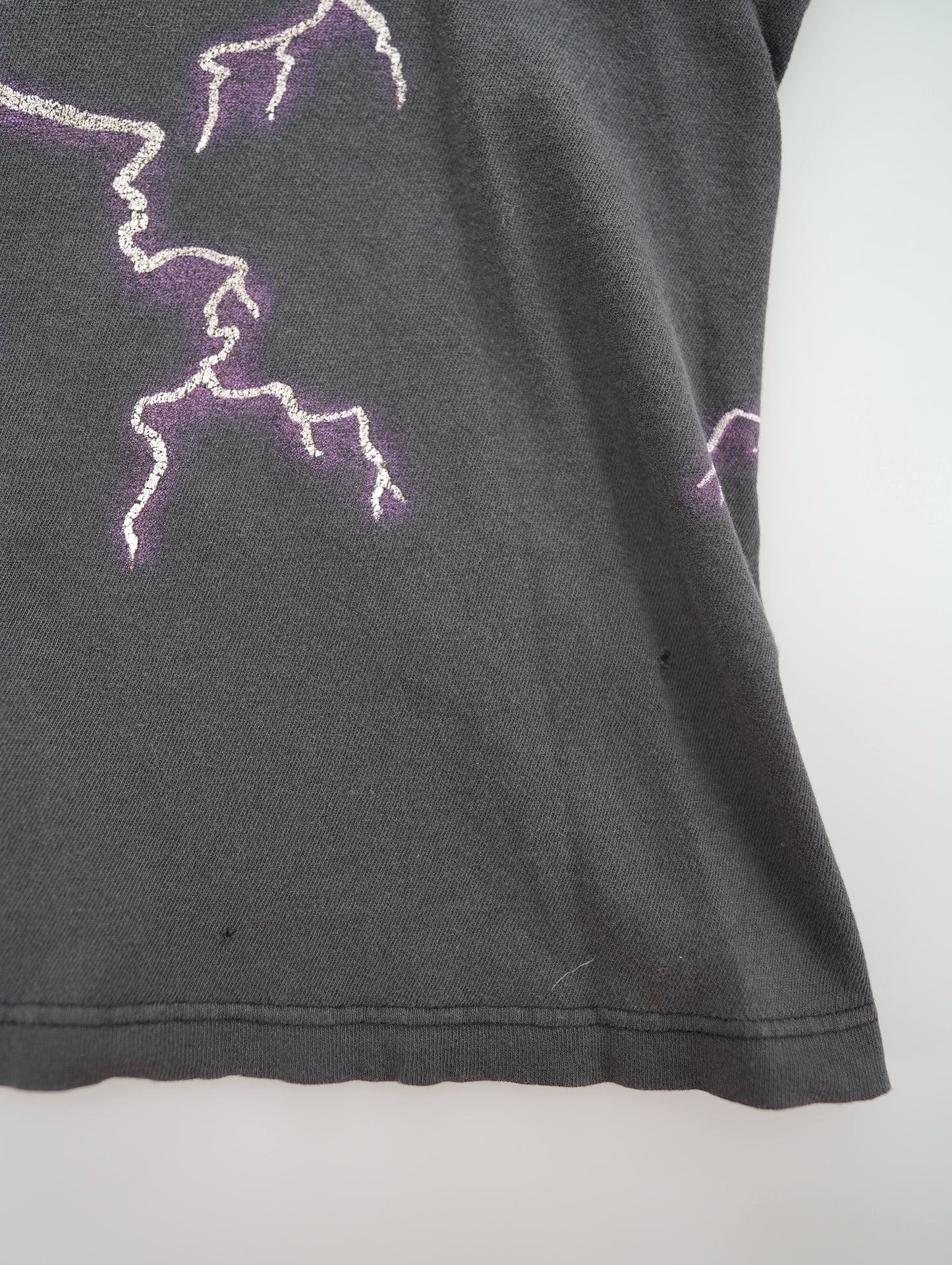 90s USA thunder wolf tee