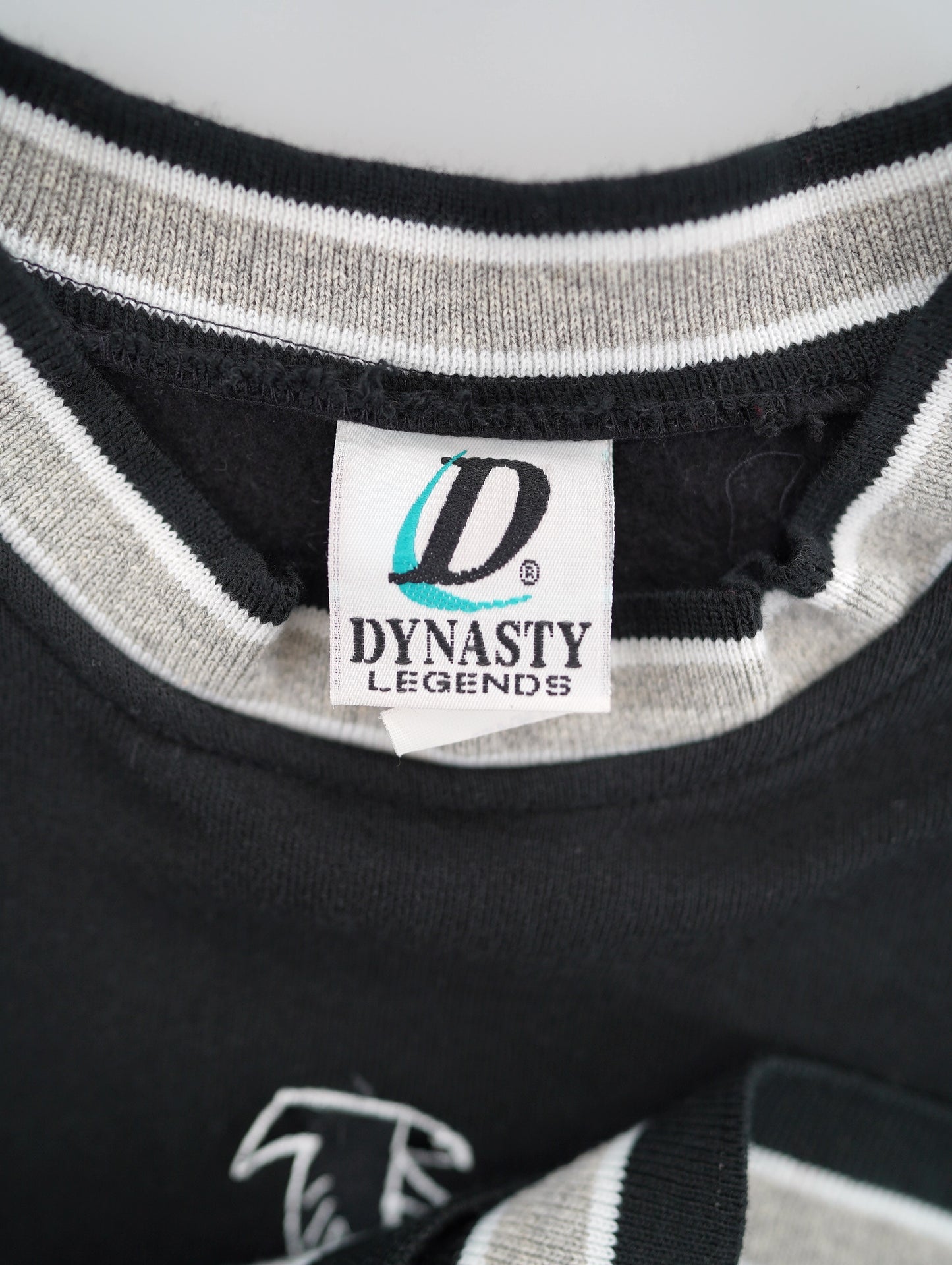 90s DYNASTY sweat