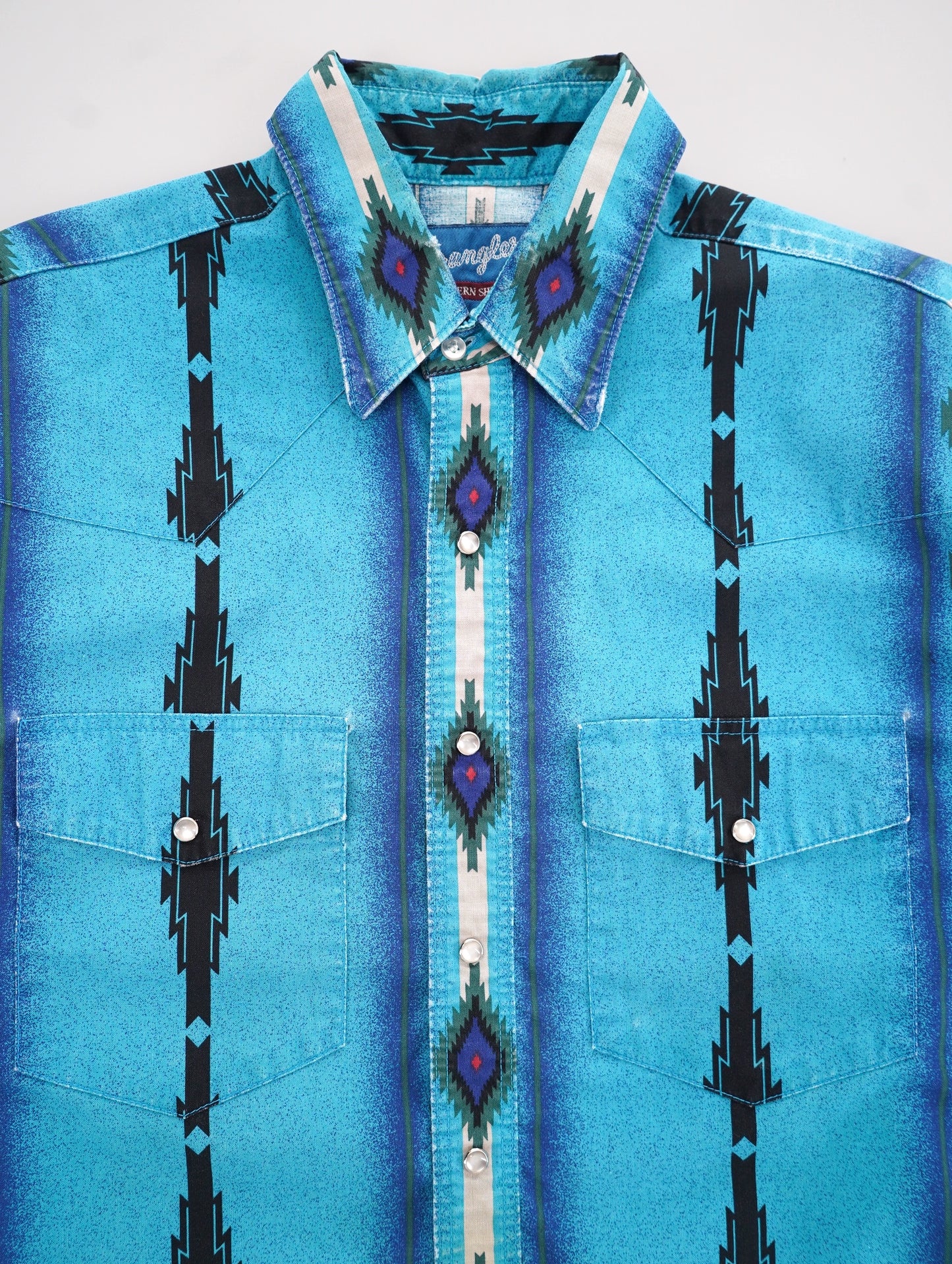 Wrangler native pattern shirt