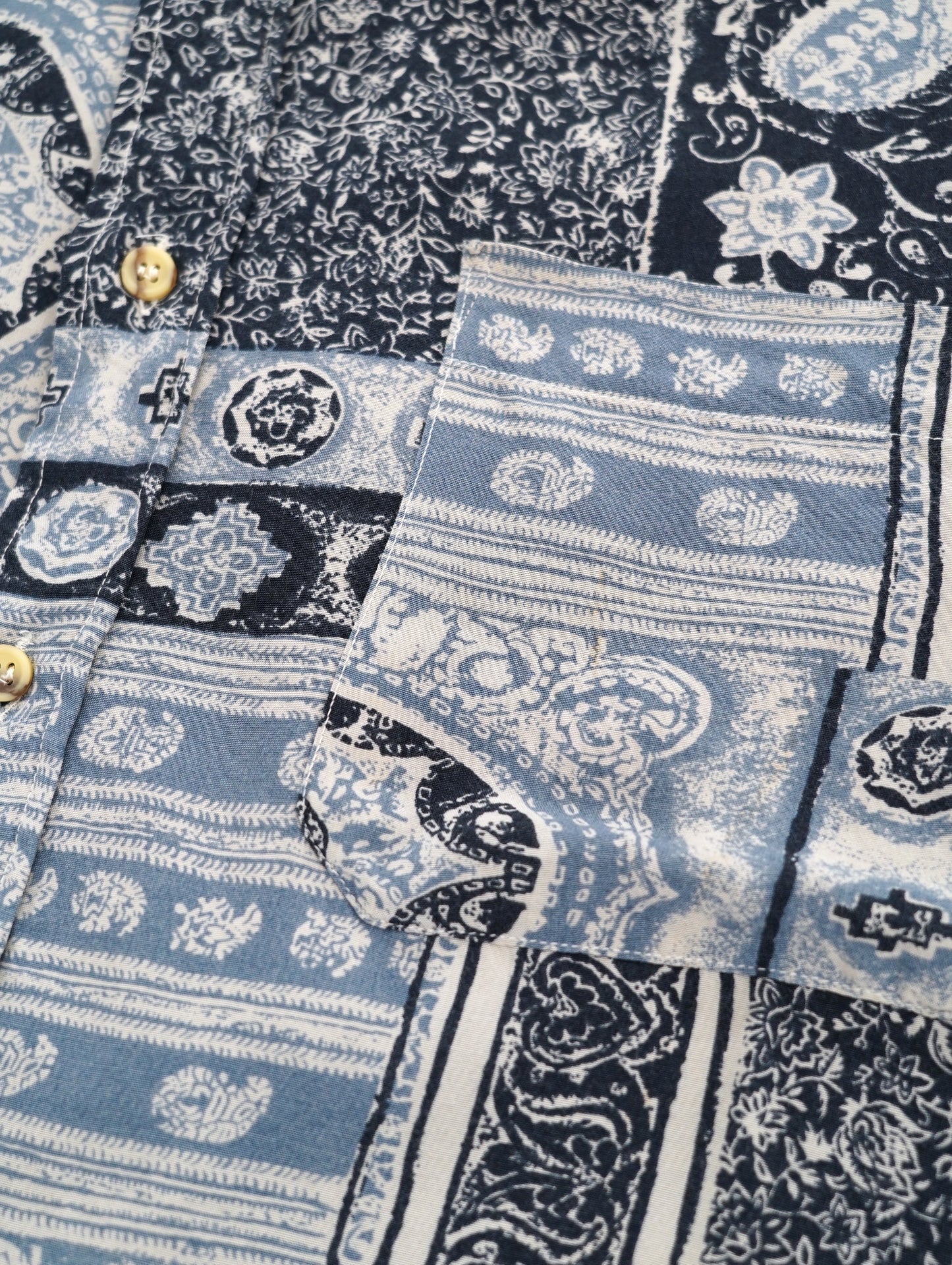 80-90s paisley shirt