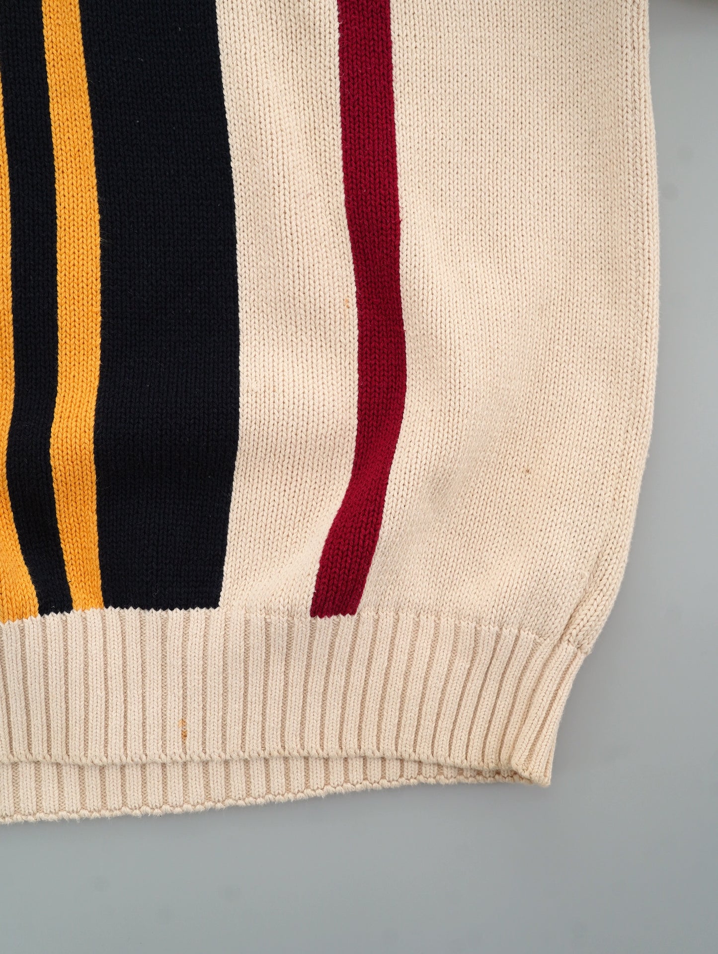 TOMMY HILFIGER sweater
