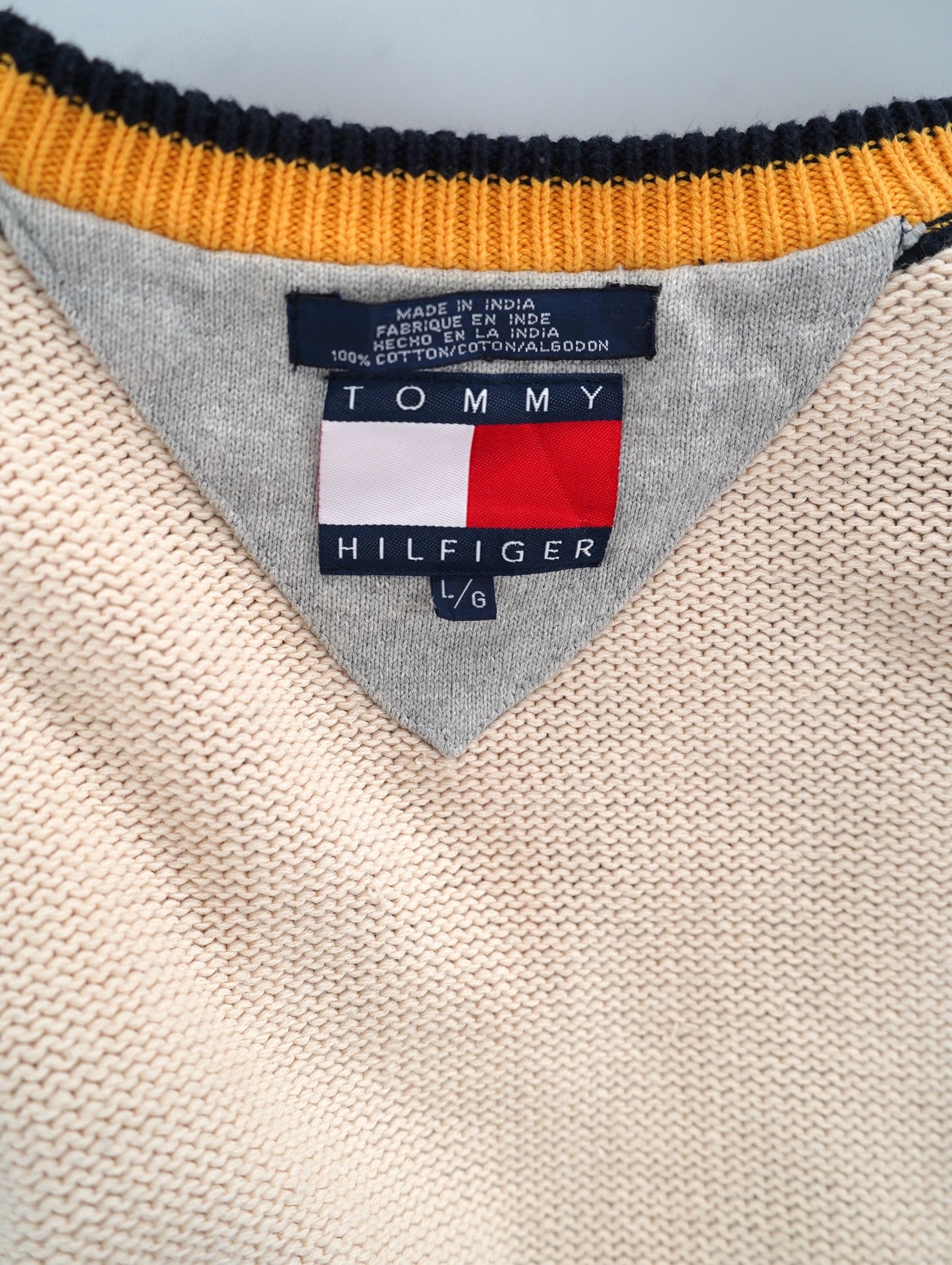TOMMY HILFIGER sweater