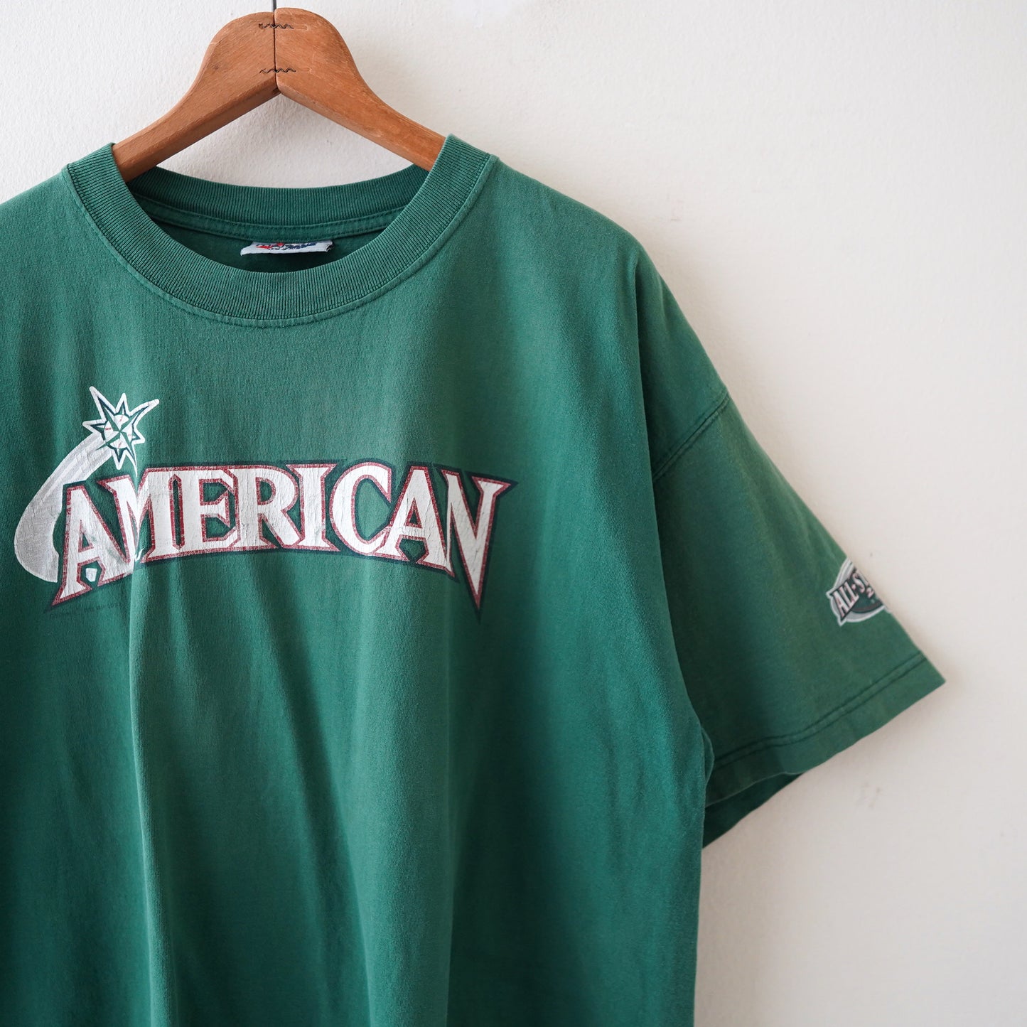 00s majestic MLB tee