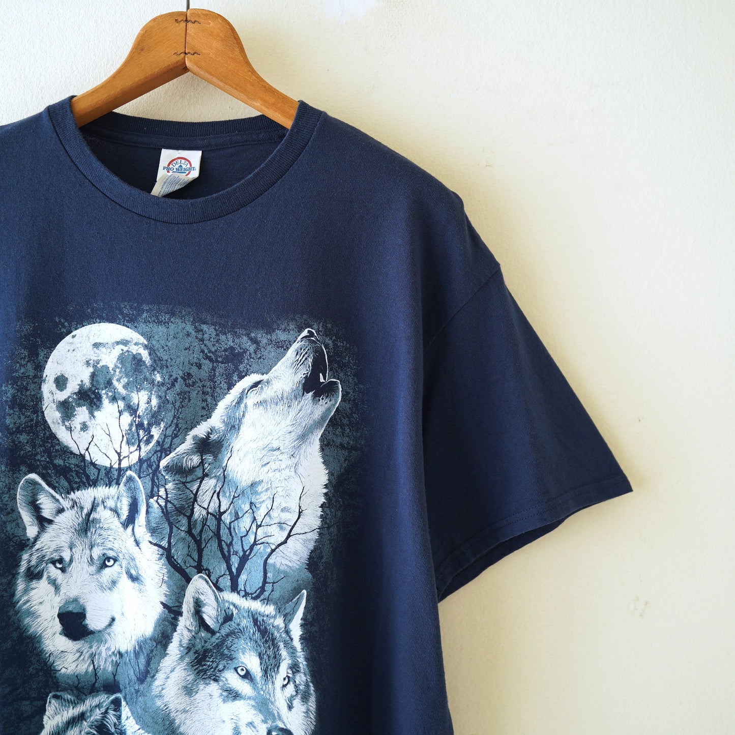 00s DELTA animal tee