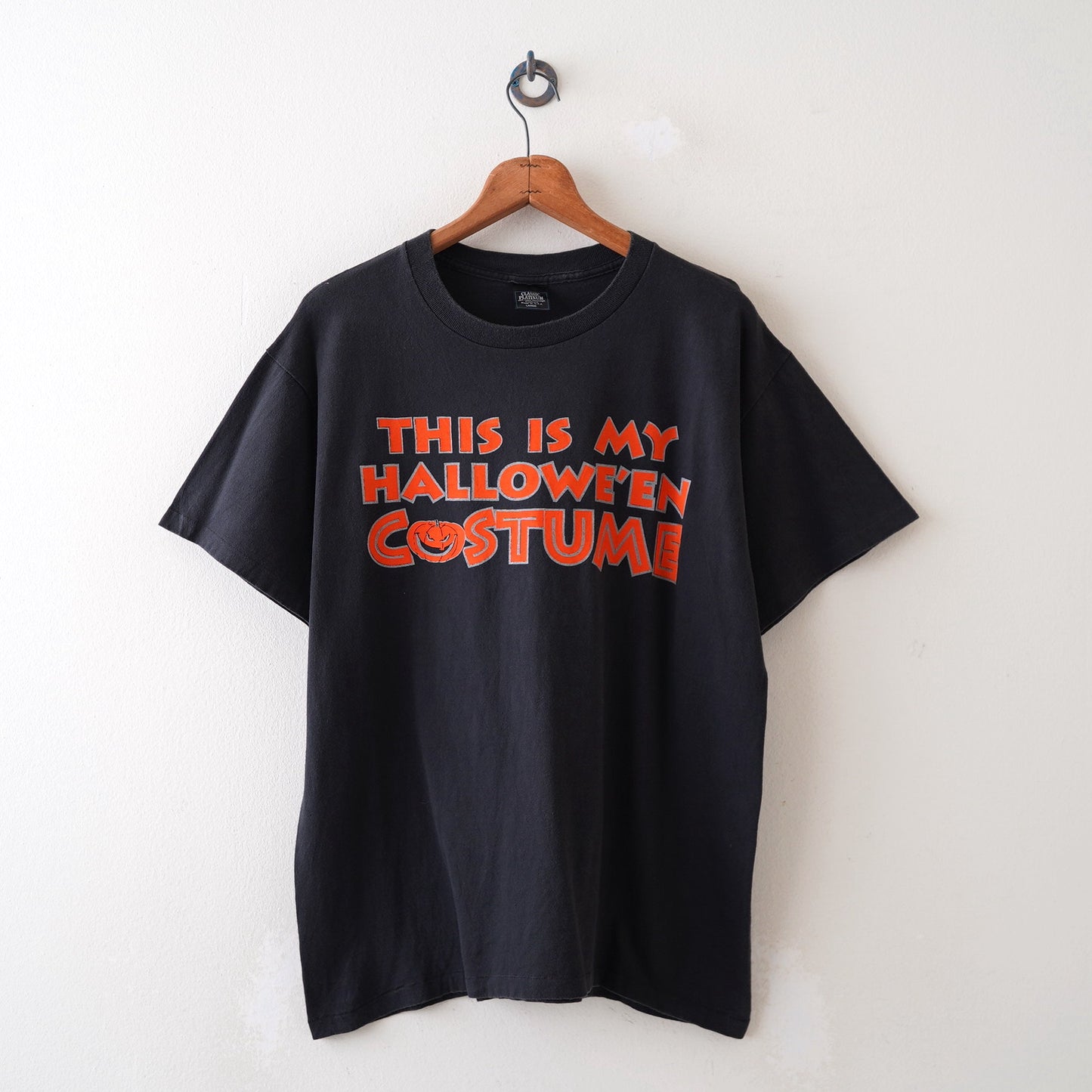 90s Halloween tee