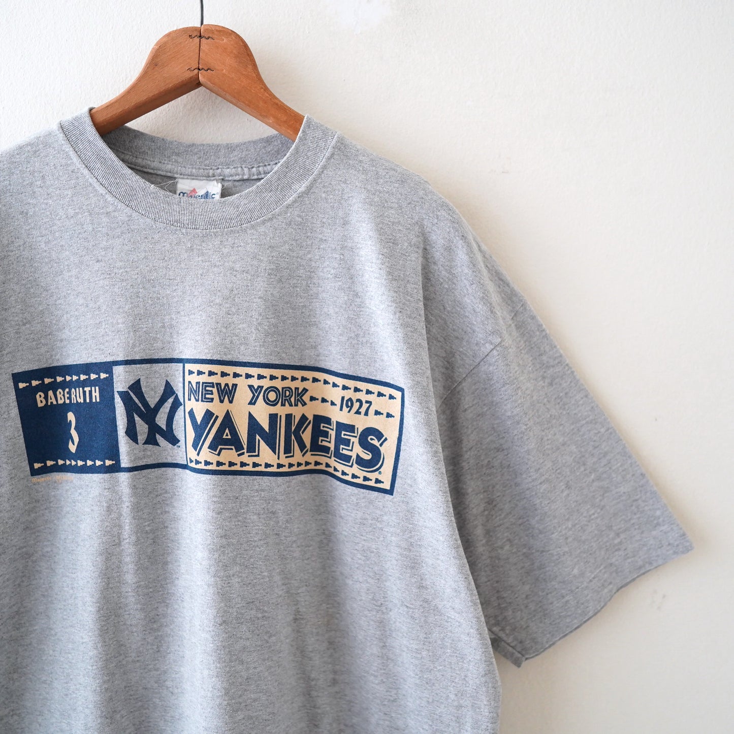 00s Majestic YANKEES tee