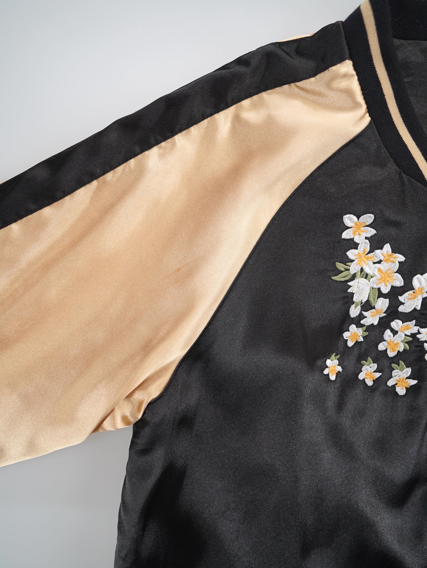 Japanese design sukajan