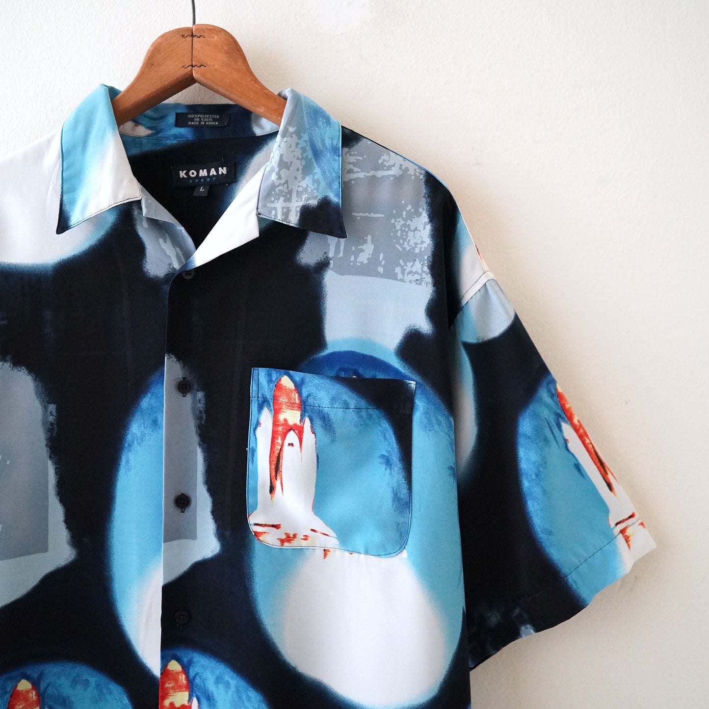 00s rocket button down collar shirt