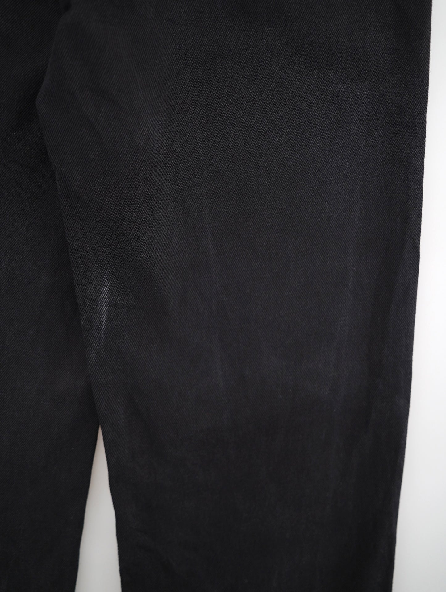 Levi's 550 black denim pants