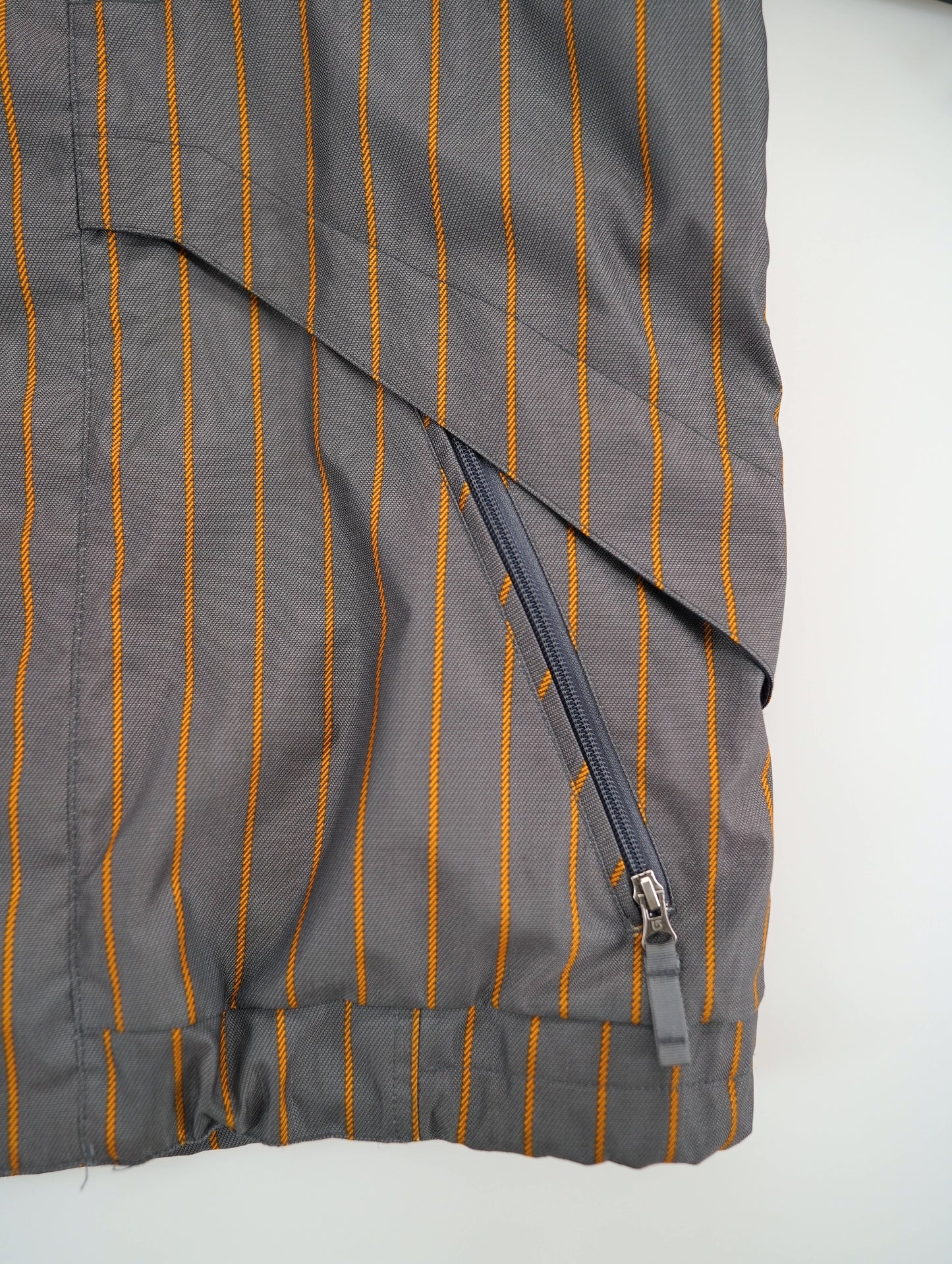 BURTON snowboard jacket