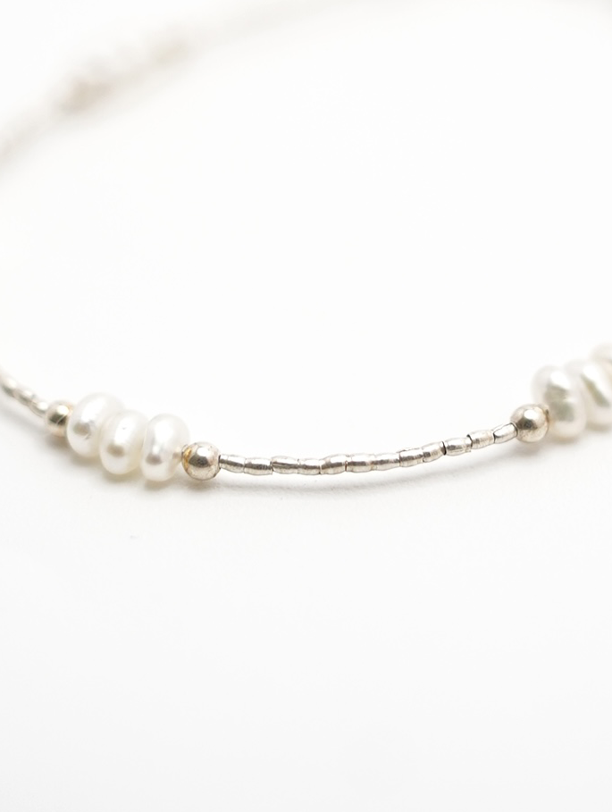 pearl bracelet