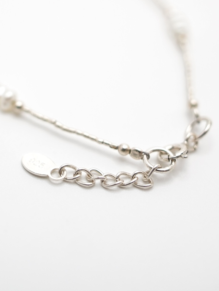 pearl bracelet