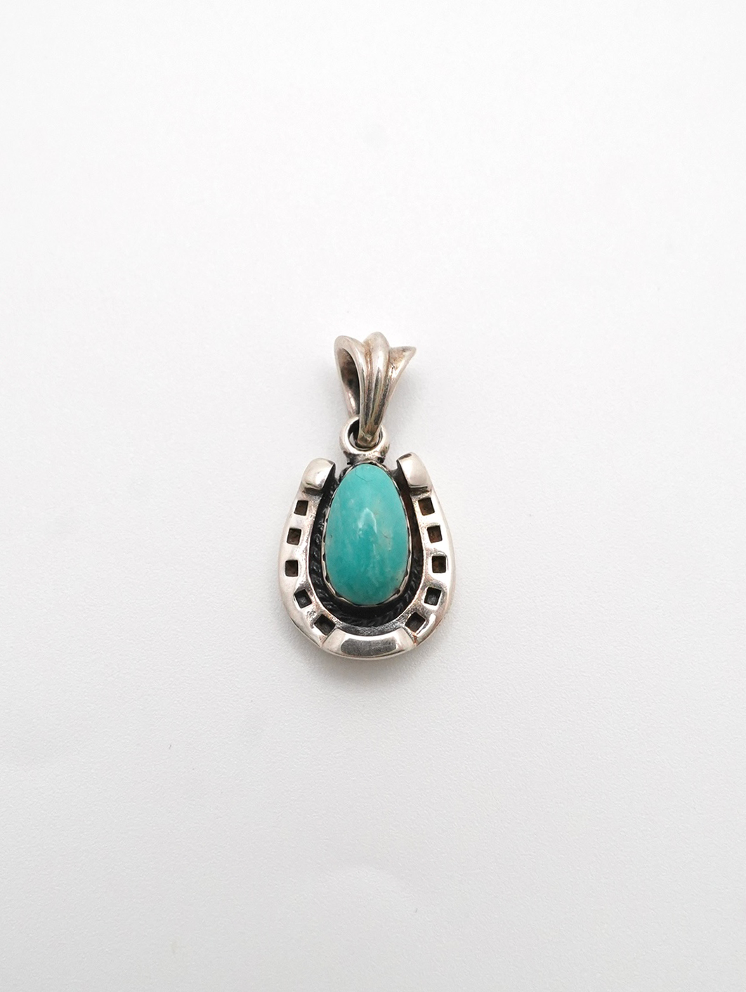 turquoise pendant 1
