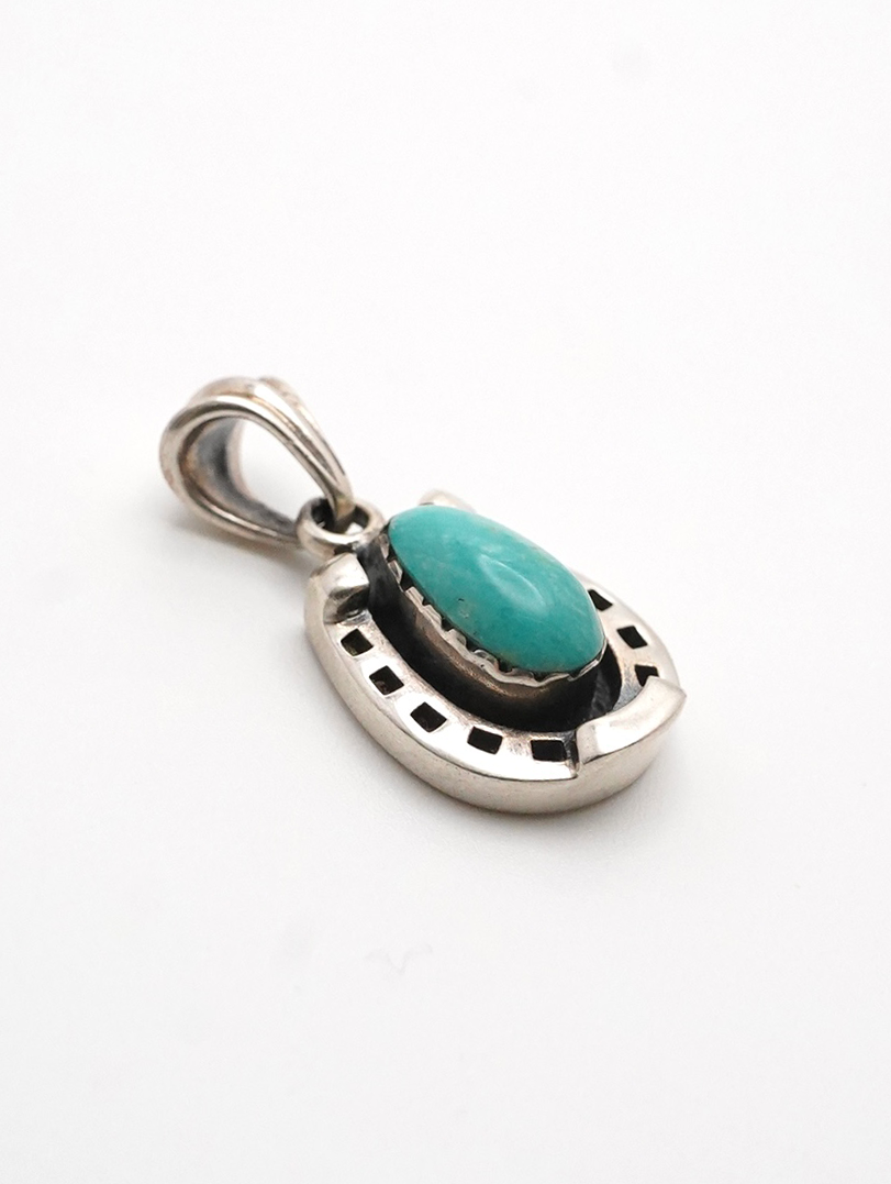 turquoise pendant 1