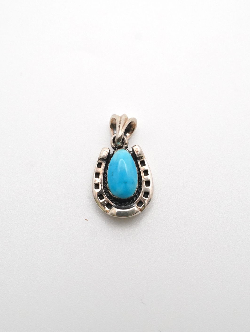 turquoise pendant 2
