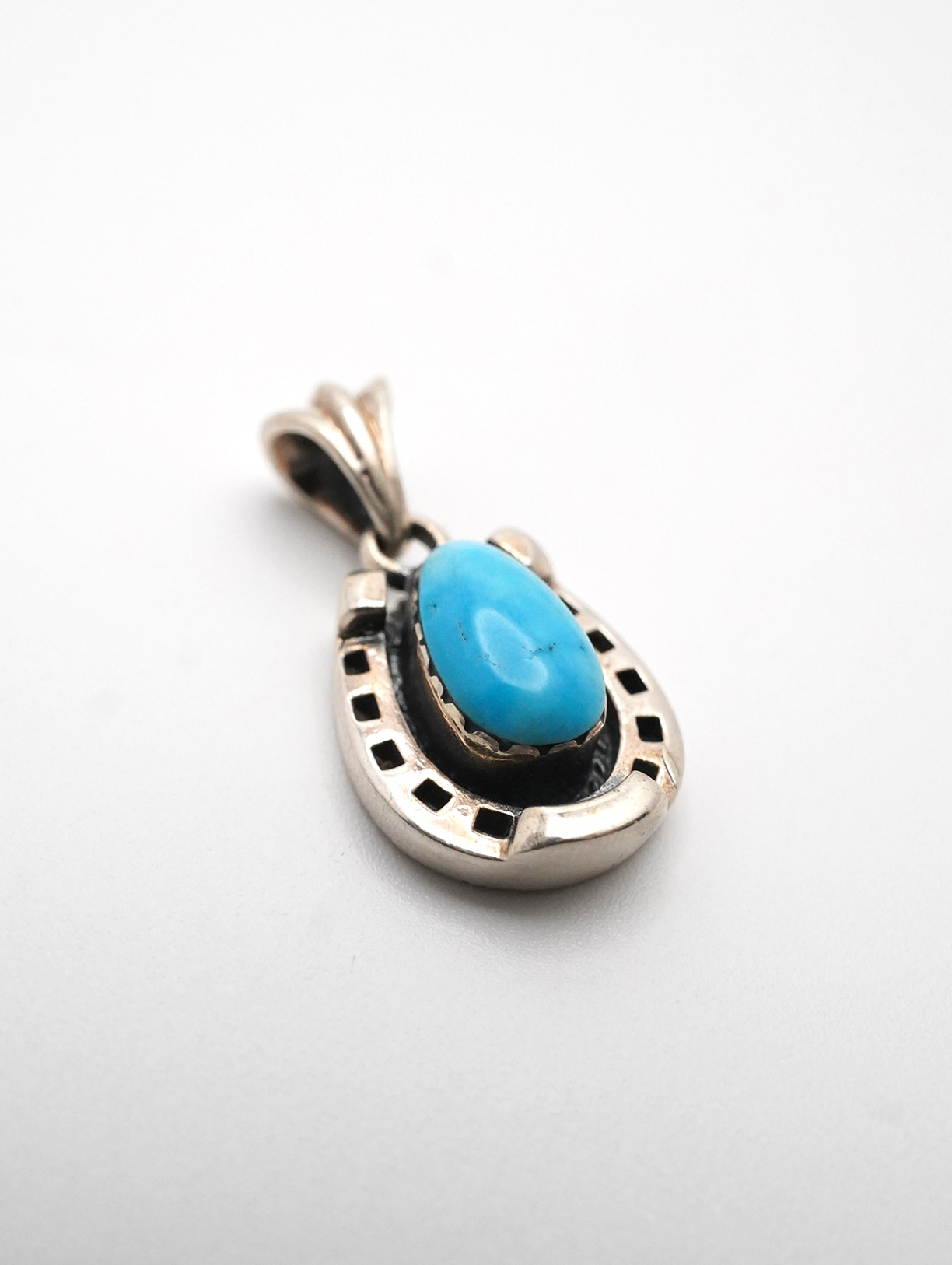 turquoise pendant 2