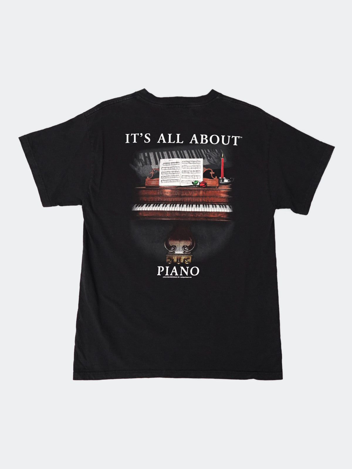 00s piano print tee