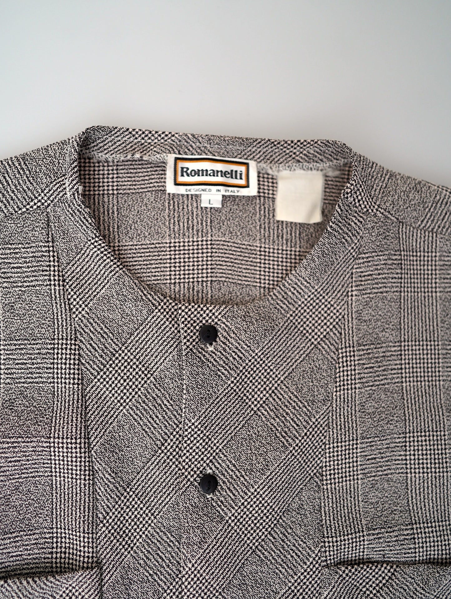 no collar check shirt