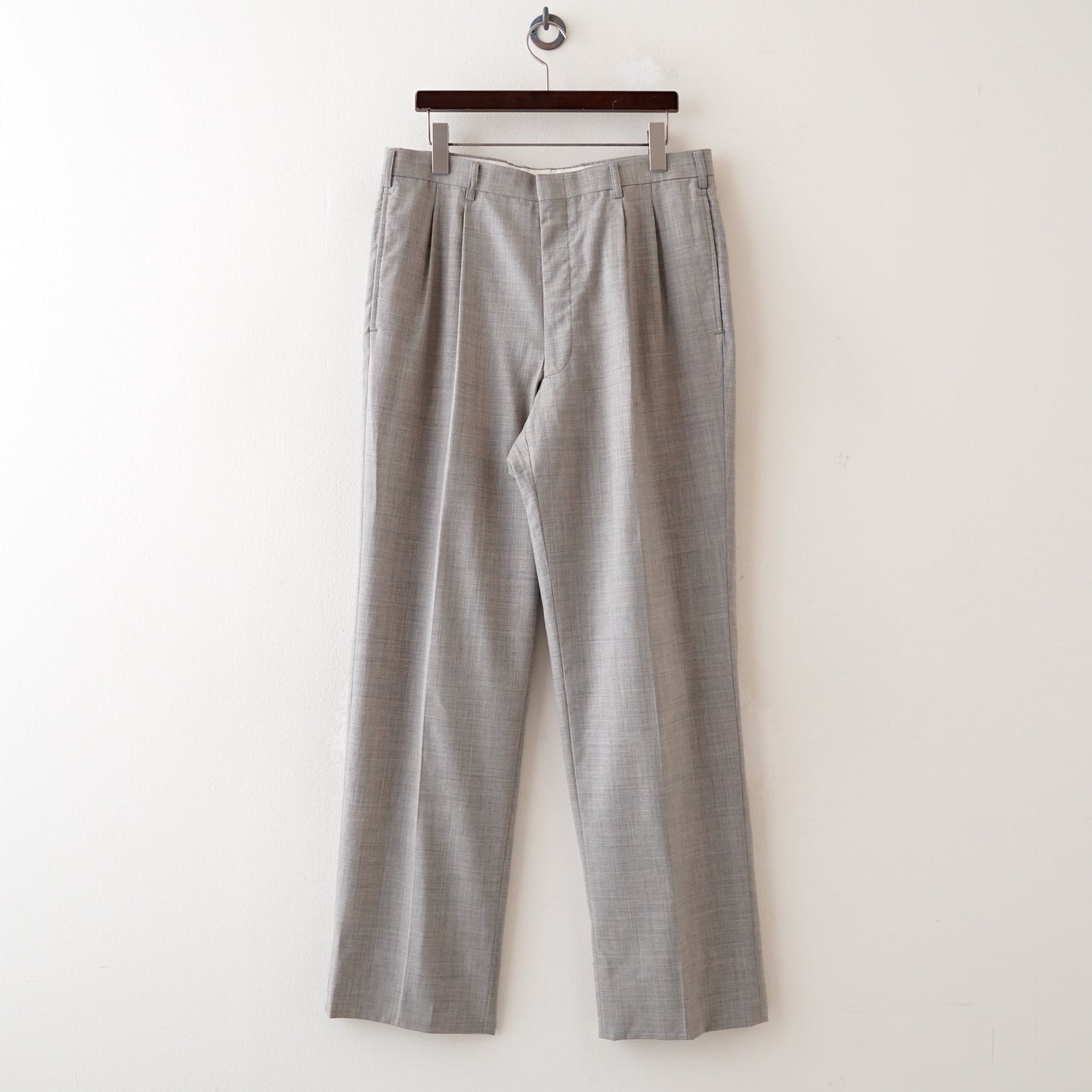 two tuck long pants