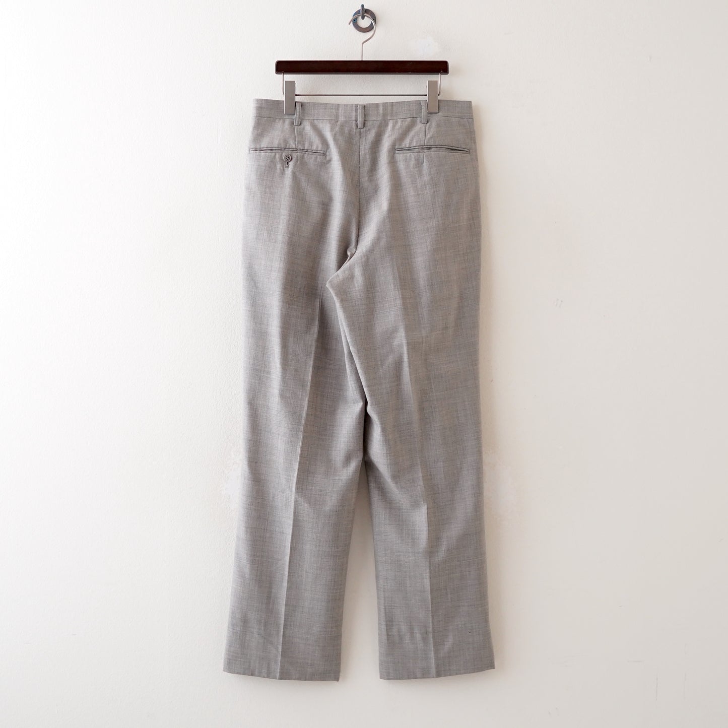 two tuck long pants